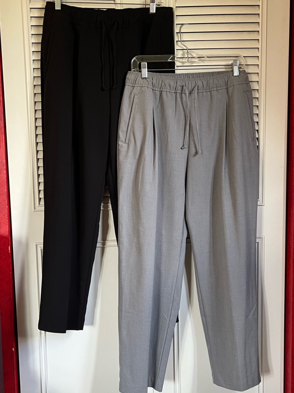 Lot of 2 Old Navy High-Rise Billie Straight Ankle Pants Gray and Black Sz M